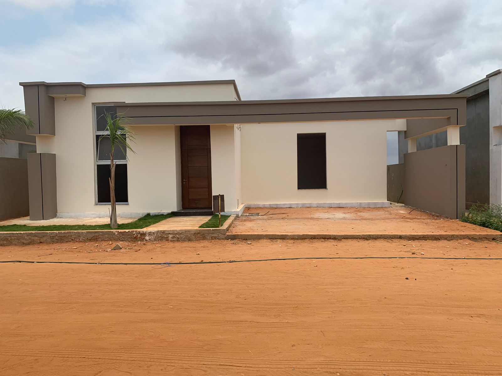 CASA MODELO CONDOMÍNIO ATALAIA T3 - Imagem 3